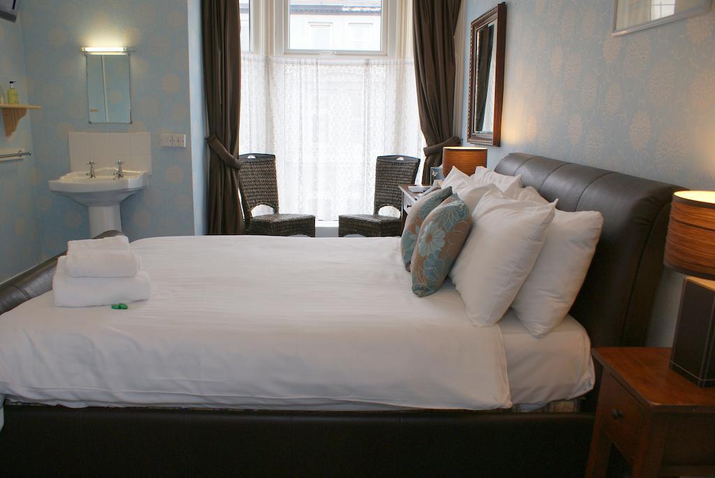 Adelphi Guest House Southport Pokoj fotografie